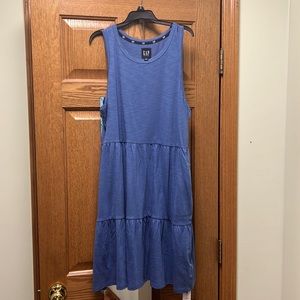 Gap L NWT Dutch blue tiered tank sundress. Has pockets